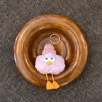 A1010 - Bereli Ördek Lila Peluş Ponpon Anahtarlık (11cm)