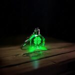 A1047 - Dört Yapraklı Yonca Işıklı Renk Değiştiren Kristal Anahtarlık (3cm)